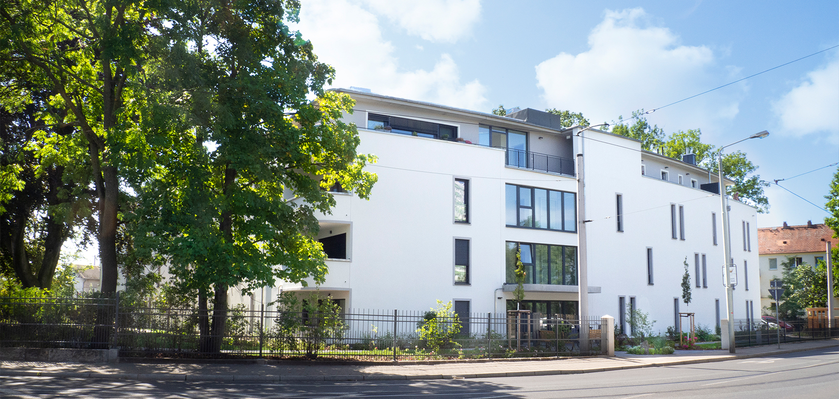 Wohnungen mit Balkon und Eichenpark in Dresden